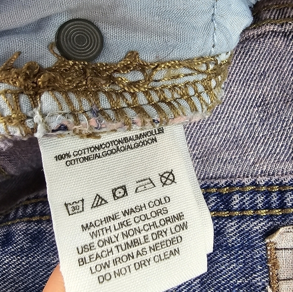 FREE PEOPLE Y2K Denim Blue Jeans Slight Pink Hue Distressed Short Shorts W Sz 26 - Picture 9 of 9